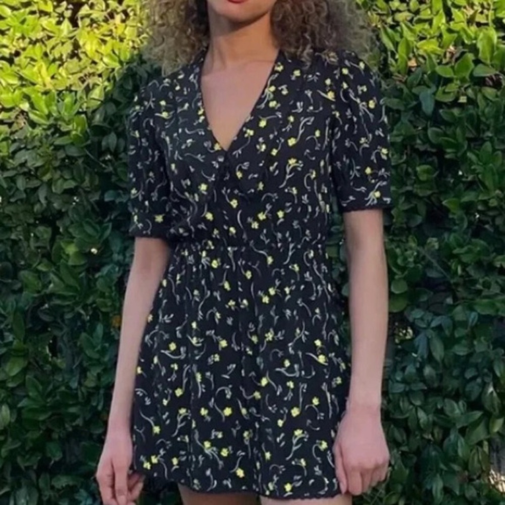 Aritzia Sunday Best Aki Dress